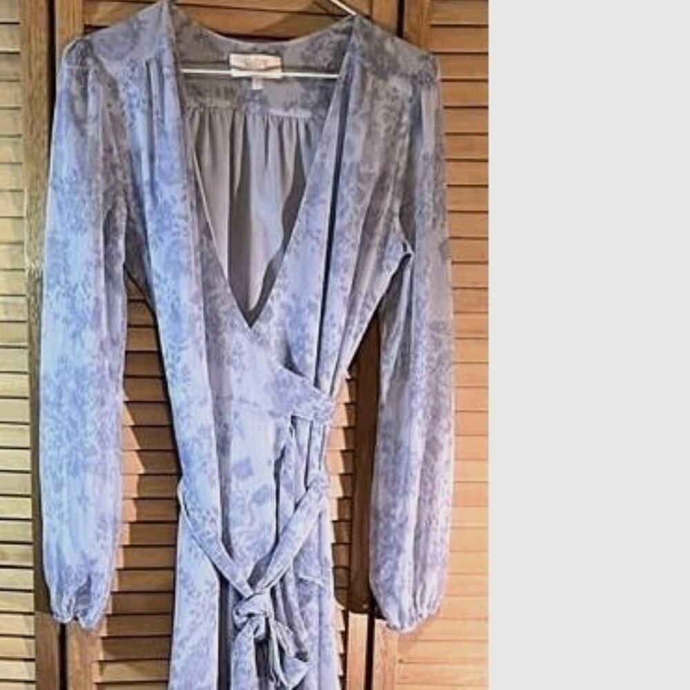 EUC WAYF Lightweight Floral‎ Blue HiLo Dress SZ XS